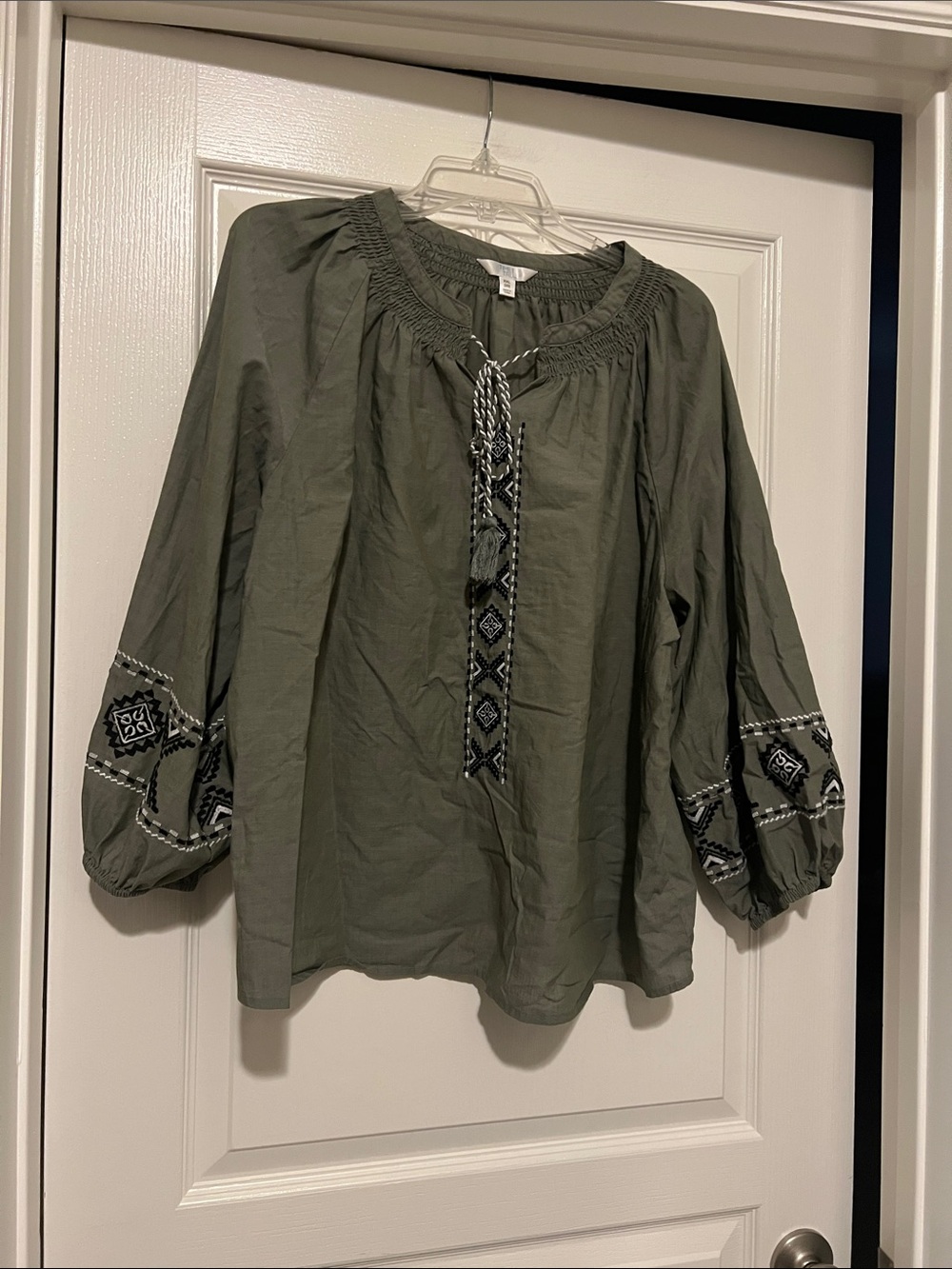Time and Tru LS Embroidered Boho Peasant Top - Olive Green